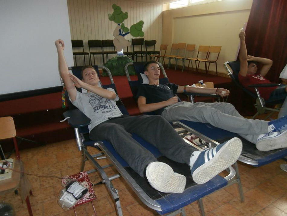 01.11.2016. - Jesenja kampanja DDK u Ekonomskoj školi u Valjevu.