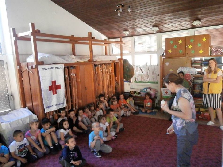 09.05.2018. – U NEDELjI CRVENOG KRSTA – u susret Nedelji zdravlja usta i zuba – aktivnosti i radionice „Zdravi zubi u zdravoj porodici“ - Obdanište „Hajdi“