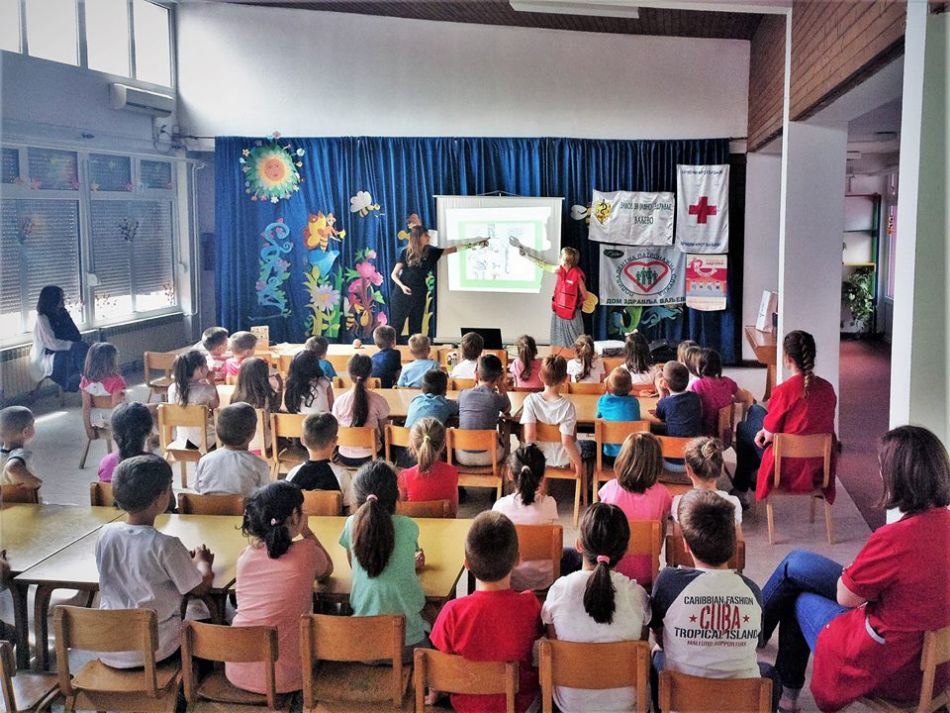 10.05.2018. – U NEDELjI CRVENOG KRSTA – aktivnosti u okviru Nedelje zdravlja usta i zuba - predavanja i radionice  „Zdravi zubi u zdravoj porodici“ - Obdanište „Bambi“