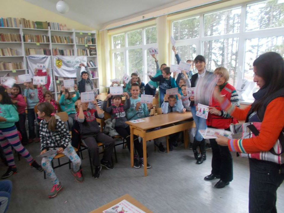12.10.2016. – BEZBEDNOST DECE U SAOBRAĆAJU u udaljenim seoskim školama