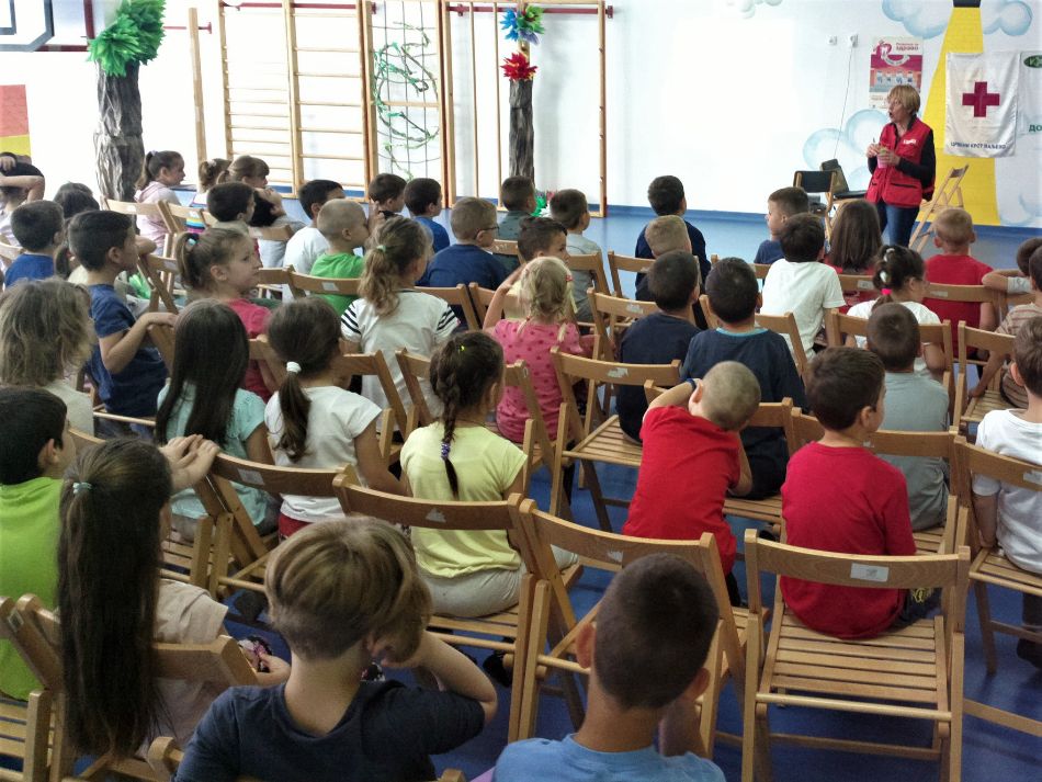 13.05.2019. – Crveni krst Valjevo je u nedelji Crvenog krsta i Nedelji zdravlja usta i zuba realizovao 2 (dva) predavanja i radionice u 2 vrtića: Zvončić i Mihailo Stupar
