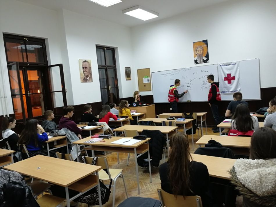 13.12.2019. – HIV/SIDA – prevencija i očuvanje reproduktivnog zdravlja mladih -Predavanje naših vršnjačkih edukatora za učenike 2. (druge) godine u Valjevskoj gimnaziji