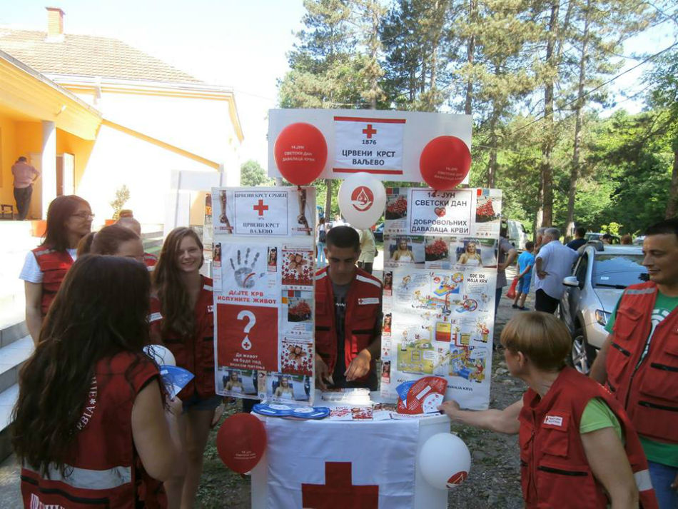 14. jun – Obeležen Svetski dan dobrovoljnih davalaca krvi