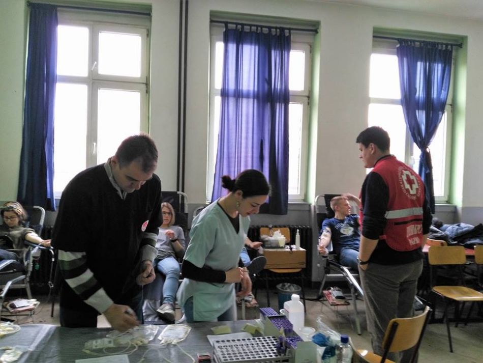 26.03.2018. – Prolećne akcije DDK i motivaciona predavanja – Tehnička škola Valjevo i Ekonomska škola Valjevo – prikupljena 64 jedinice krvi