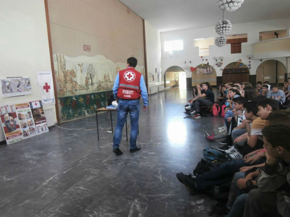 Prevencija TRAFIKINGA – u Nedelji Crvenog krsta, za učenike 8. razreda OŠ „Vladika Nikolaj Velimirović“ u Valjevu